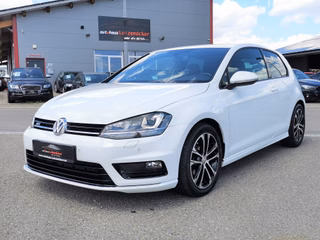 Volkswagen Golf VII 1.4 TSI R-LINE/BI-XENON/NAVI/DYNAUDIO/TEMP/SHZ Used vehicle for sale | First registration 12/2014 | Price 14.990 €