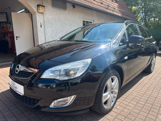 Opel Astra J Sports Tourer Edition