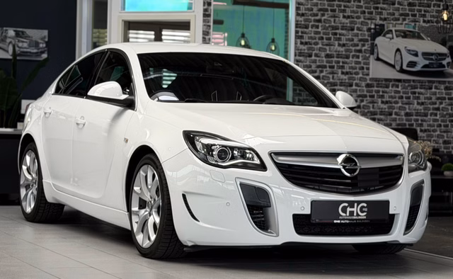 Opel Insignia A OPC 4x4 V6 Turbo 2.8 RECARO|KAMERA|ACC|SPUR Gebrauchtwagen Kaufen | EZ 06/2015 | Preis 14.250 €