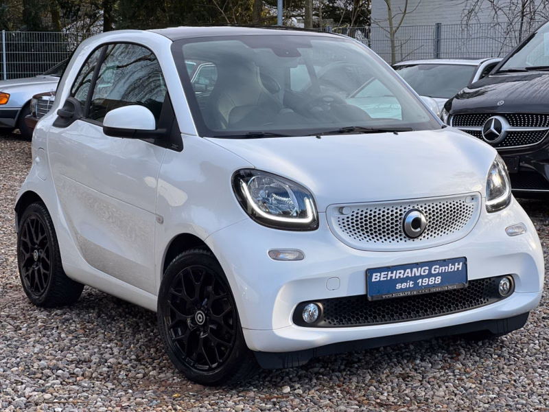 Smart ForTwo*PRIME*TURBO*LEDER*KAMERA*PANO*