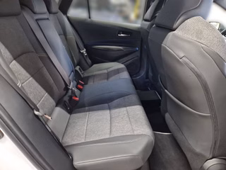 Toyota Corolla Touring Sports + Technik Paket - bilder 13
