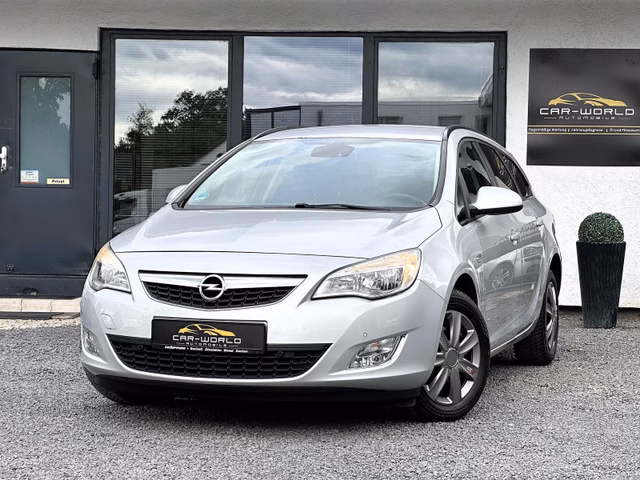 Opel Astra J Sports Tourer Navi Klima 1.HD Design Edition Gebrauchtwagen Kaufen | EZ 12/2011