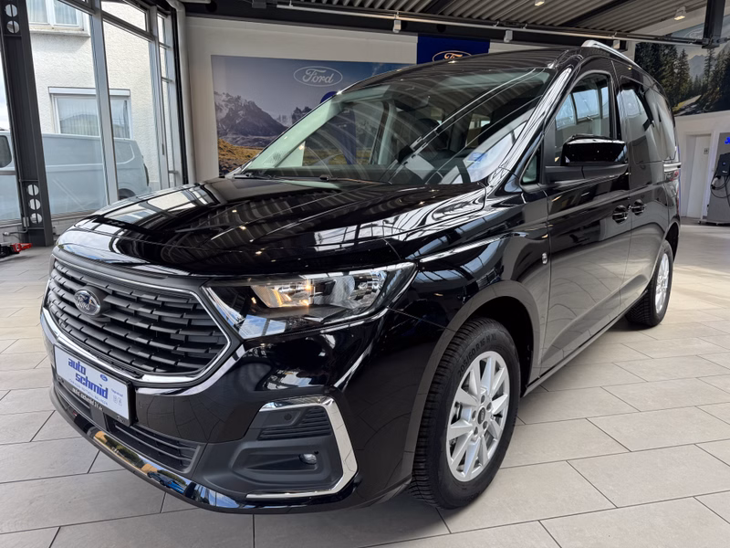 Ford Tourneo Connect Titanium Kamera + Navi