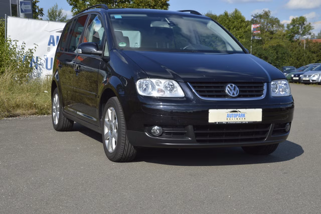 Volkswagen Touran Trendline  SHZ PDC 2.HAND Standheizung Gebrauchtwagen Kaufen | EZ 12/2005 | Preis 3.490 €