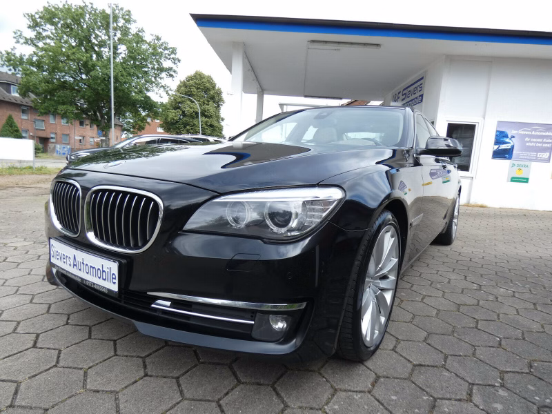 BMW 740d xDrive Leder Navi Xenon Standheizung