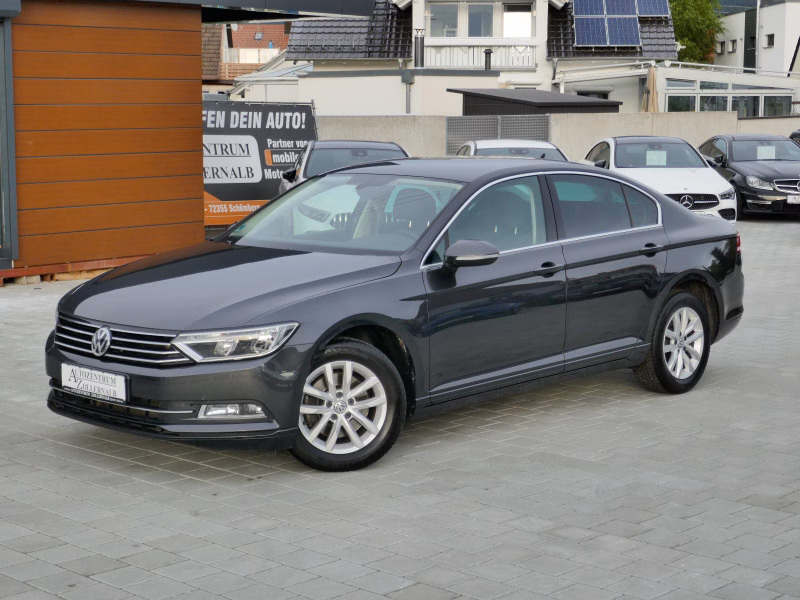 Volkswagen Passat 2.0 TDI DSG Comfortline *ACC*WENIG KM*TOP