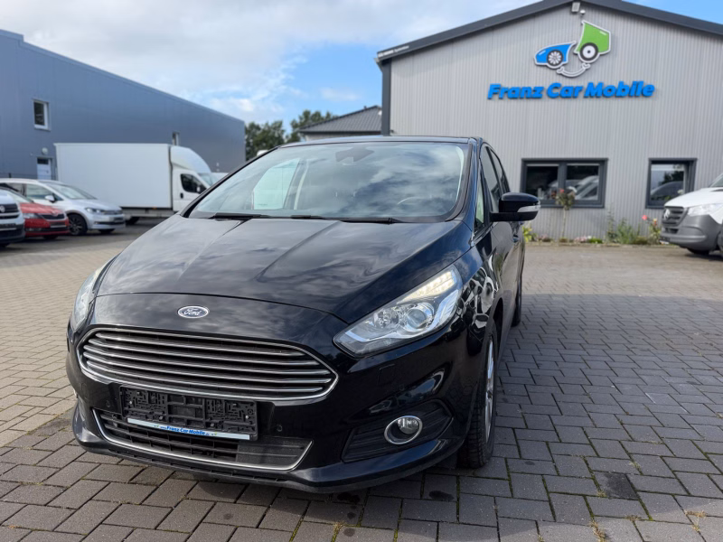 Ford S-Max Titanium Navi/Spur/PDC/Sportsitze/Keyless