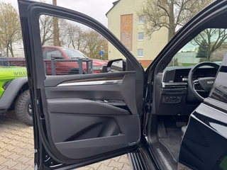 Cadillac Escalade ESV 6.2 V8 Platinum Sport 2026 ABV +24" schwarz - foto 13