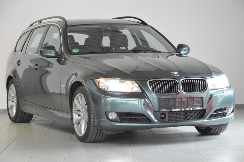 BMW 330d xDrive Aut. |PANO|NAVI|SHZ|TEMP.|SCHECKHEFT