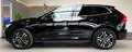 Daumennagel 8 - Volvo XC60 B4 Momentum Pro AWD XENIUM Mild-Hybrid