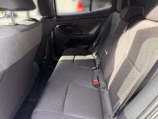 Toyota Yaris Cross Hybrid FWD Teamplayer +Safety- & Winter Paket - bilder 11