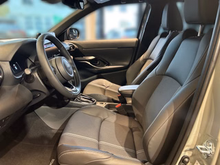 Toyota Yaris Cross Hybrid FWD Style Plus + Head Up + JBL + Matrix LED - foto 10