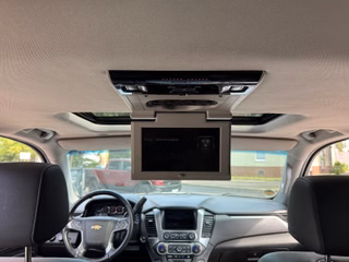 Chevrolet Suburban 5.3 V8 LTZ + LPG - foto 28