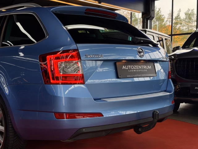 Skoda Octavia Combi Style DSG/AHK/TEMPOMAT/PDC/LED/SUNSET - foto 7