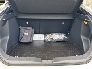 Toyota C-HR Hybrid FWD Team Deutschland 1.8L +Technik Paket - bilder 15