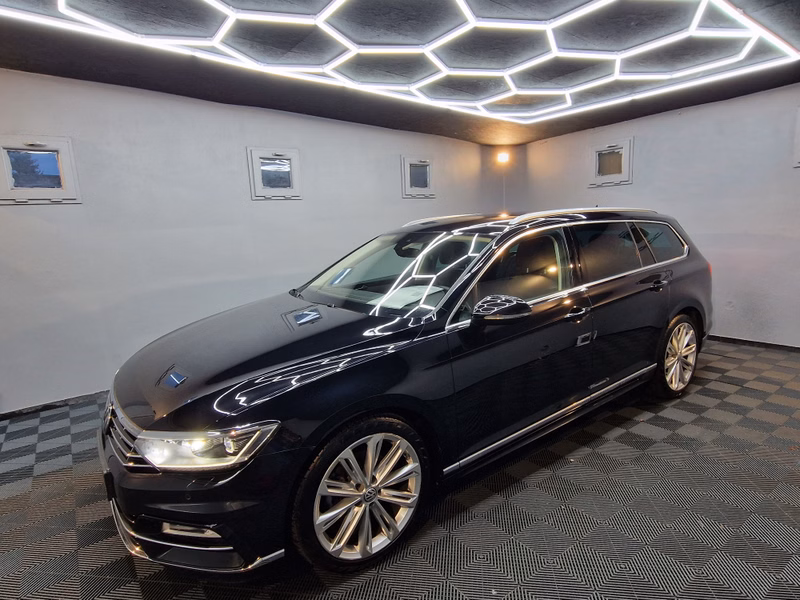 Volkswagen Passat Variant R LINE|AUTOM|LEDER|LED|NAVI|ACC|CAM