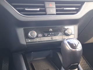 Skoda Scala 1.0 TSI Ambition CLIMATRONIC / NAVI / LED / SITZHEIZUNG - foto 9