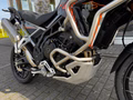 Daumennagel 10 - Triumph Tiger 900 Desert Edition MY26 Akrapovic