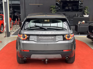 Land Rover Discovery Sport TD4 4WD HD / PANO / KAM / AHK / SHZ   SE - foto 1