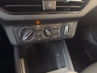 Skoda Kamiq Active LED CarPlay Sitzhzg. Klima - photo 10