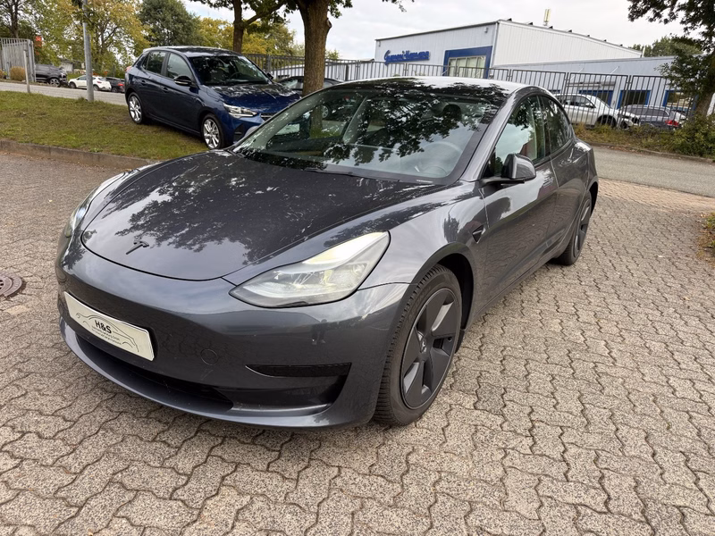 Tesla Model 3 Basis RWD Panorama*Sitzheizung