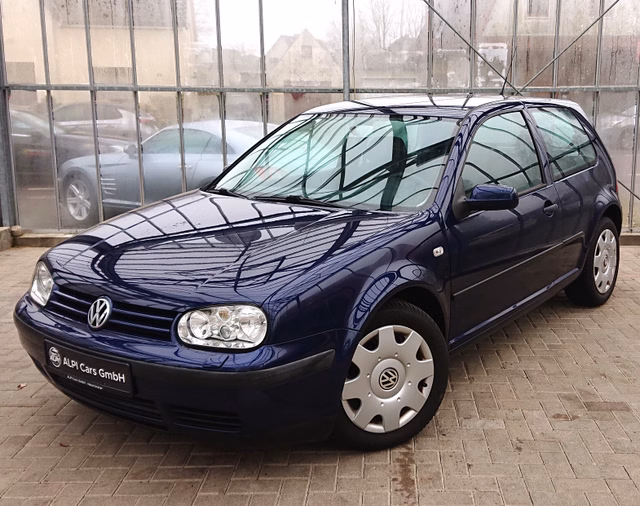 Volkswagen Golf 1.6 Edition  AUTOMATIK/GANZJAHRESREIFEN - foto 1