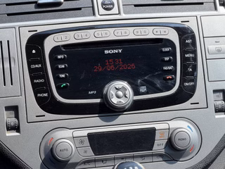 Ford Kuga Titanium AHK / 4x4 / AC /1.Hand - foto 14