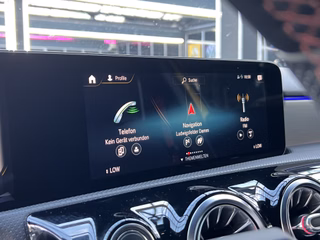 Mercedes-Benz A 35 AMG 4Matic Turbo MEMORY / SHZ / EDITION - foto 25