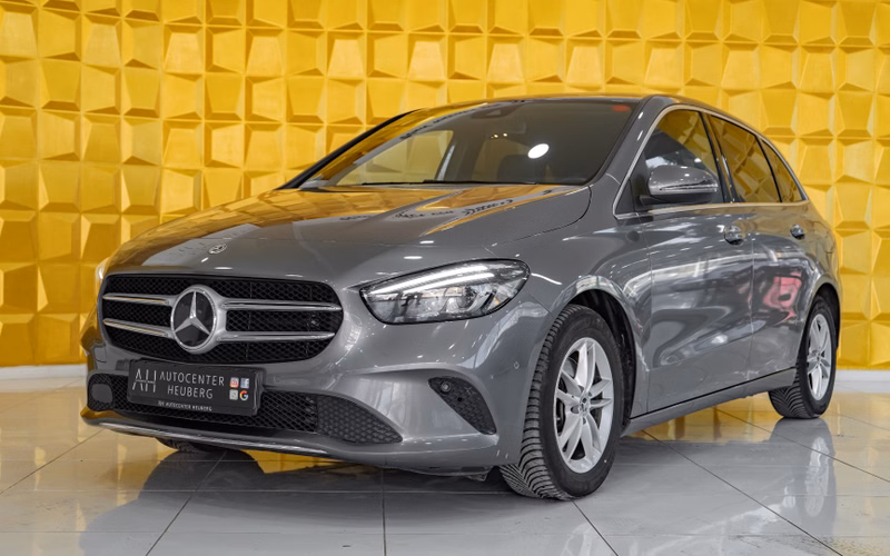 Mercedes-Benz B 200 KAM NAVI PDC TEMP LED SPUR