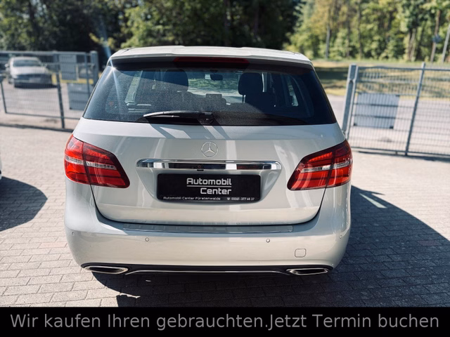 Mercedes-Benz B 180 Score Automatik+Navi+LED+SHZ+Kamera+PDC+ - foto 7