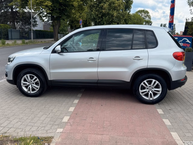 Volkswagen Tiguan Trend & Fun 1.4TSI*Klima*Shz*1.Hd*AHK - foto 8