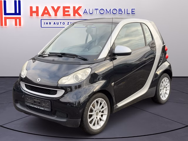 smart fortwo coupe Micro Hybrid Drive 52kW / AC/ Pano Used vehicle for sale | First registration 06/2009