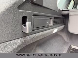 Volkswagen Touareg R-Line 4x4*HUD*SPUR*TOT*DYN*AHK*PAN*STHZ - foto 12