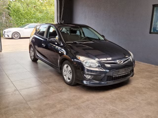 Hyundai i30 blue 1.4 Comfort-Klima-Radio- - photo 1