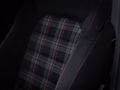 Daumennagel 17 - Volkswagen Golf VII GTI /VIRTUAL/19-ZOLL/LED/DYNAUDIO/ACC/