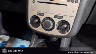 Opel Corsa D CATCH ME RENTNERFAHRZEUG+TEMPOMAT+KLIMA - фото 17