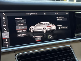 Porsche Panamera 4 E-Hybrid CHRONO / HEAD UP / BOSE / ACC - foto 17