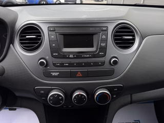 Hyundai i10 Pure Klima TÜV 28 Service neu - foto 11