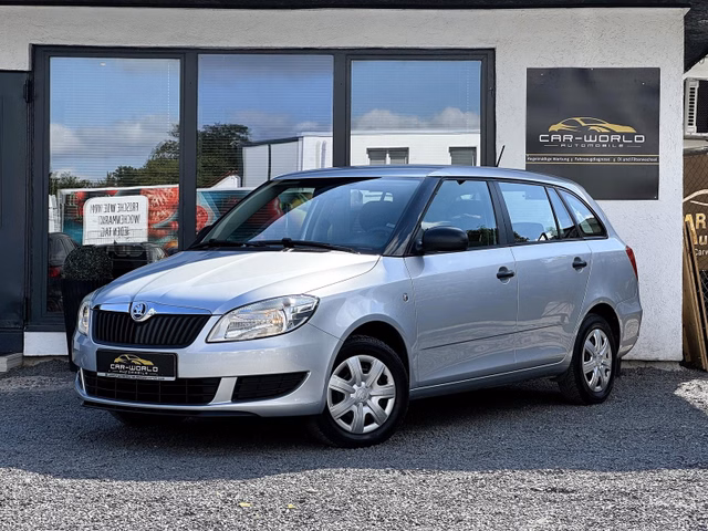 Skoda Fabia Combi Cool Edition WENIG KM/GARANTIE Gebrauchtwagen Kaufen | EZ 07/2013 | Preis 5.799 €