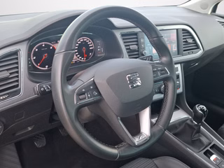 SEAT Leon ST 2.0 TDI Xcellence KLIMA / NAVI / ACC / LED / AHK - foto 6
