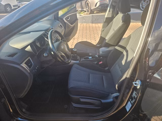 Hyundai i30 cw blue Drive*HU/AU NEU*KLIMAAUTOMATIK*PDC* - photo 1