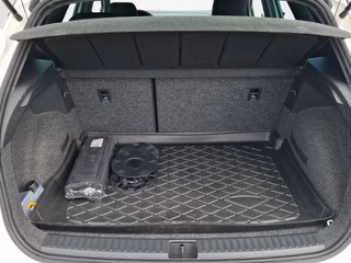 SEAT Arona 1.5 TSI FR DSG / NAVI / ACC / KAMERA / SITZHEIZUNG - bilder 11