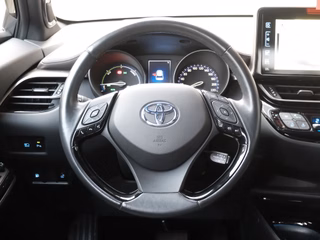 Toyota C-HR Hybrid Lounge Mega Ausstattung - фото 17