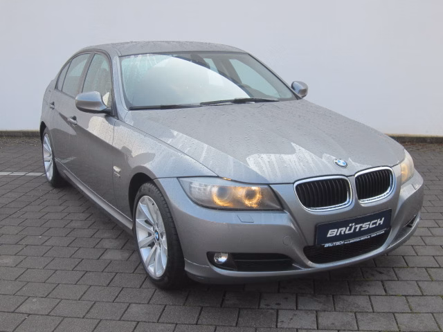 Foto №1 BMW 320d xDrive Gebrauchtwagen Kaufen bei Autohaus Brütsch GmbH