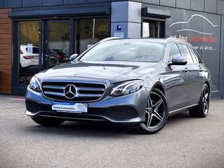 Mercedes-Benz E 200 T Avantgarde|LED|Kam|Leder|MB-SH Garantie Used vehicle for sale | First registration 11/2017 | Price 22.890 €