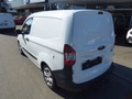 Daumennagel 6 - Ford Transit Courier Trend