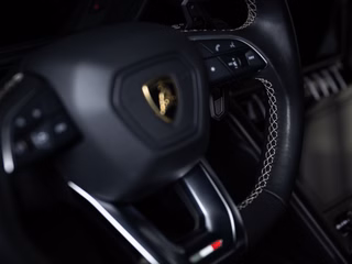 Lamborghini Urus S MY23 AKRAPOVIC B&O PANO 23" - bilder 30