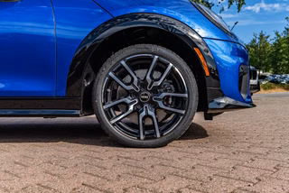 2027 MINI Cooper S 4 Door - photo 9