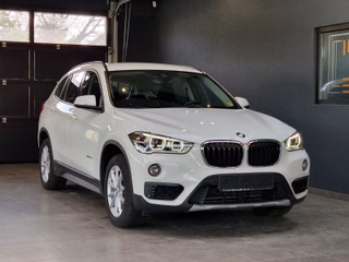 BMW X1 sDrive18d *Automatik*Kamera*Navi*AHK*LED* - photo 1