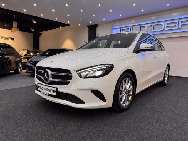Mercedes-Benz B200D*RÜCKFAHRKAMERA*LED*NAVI*LEDER* Gebrauchtwagen Kaufen | EZ 12/2021